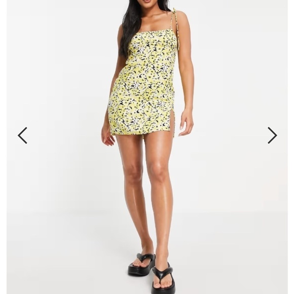ASOS Flirty Brunch Resort Vacation Tropical Floral Mini Dress NWT - Picture 1 of 4